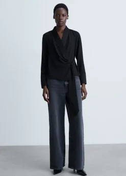 MANGO Koszule I Bluzki*Bluzka satynowa z wiązaniem