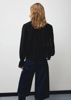 MANGO Koszule I Bluzki*Bluzka z wysokim kołnierzem i falbanką