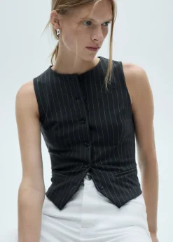 MANGO Dżinsy*Dżinsy capri z rozcięciem z boku