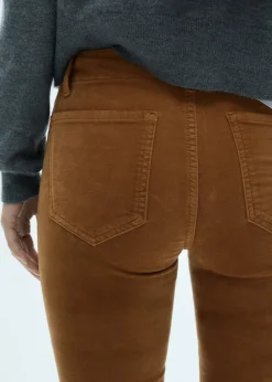 MANGO Dżinsy*Dżinsy flare ze sztruksu z kieszeniami