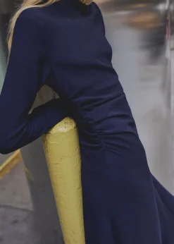 MANGO Sukienki I Kombinezony*Drapowana sukienka na jedno ramię