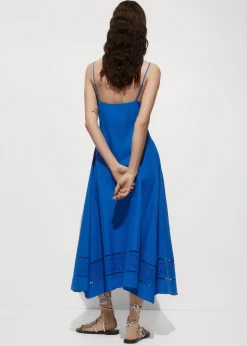 MANGO Sukienki I Kombinezony*Haftowana sukienka z wywijanym dekoltem