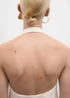 MANGO Kamizelki*Kamizelka z dekoltem halter i ozdobnym guzikiem