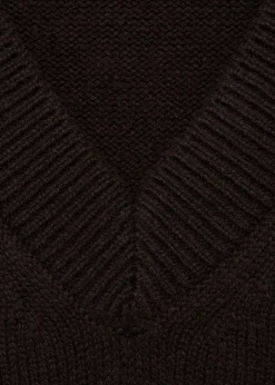 MANGO Kardigany I Swetry*Kamizelka z dzianiny z dekoltem w szpic