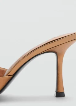 MANGO Buty*Klapki na obcasie w metalicznym kolorze