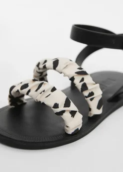 Dzieci MANGO Buty*Klapki z klamrami na paskach