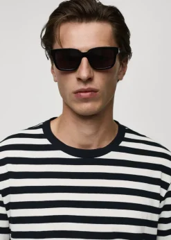 MANGO Koszulki*Koszulka regular fit z 100% bawełny w paski