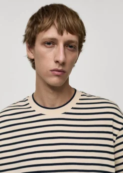 MANGO Koszulki*Koszulka relaxed fit z 100% bawełny w paski