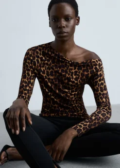 MANGO Koszulki*Koszulka w lamparcie cętki z asymetrycznym dekoltem