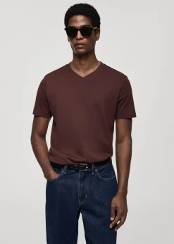 MANGO Koszulki*Koszulka z 100% bawełny slim fit z dekoltem w serek