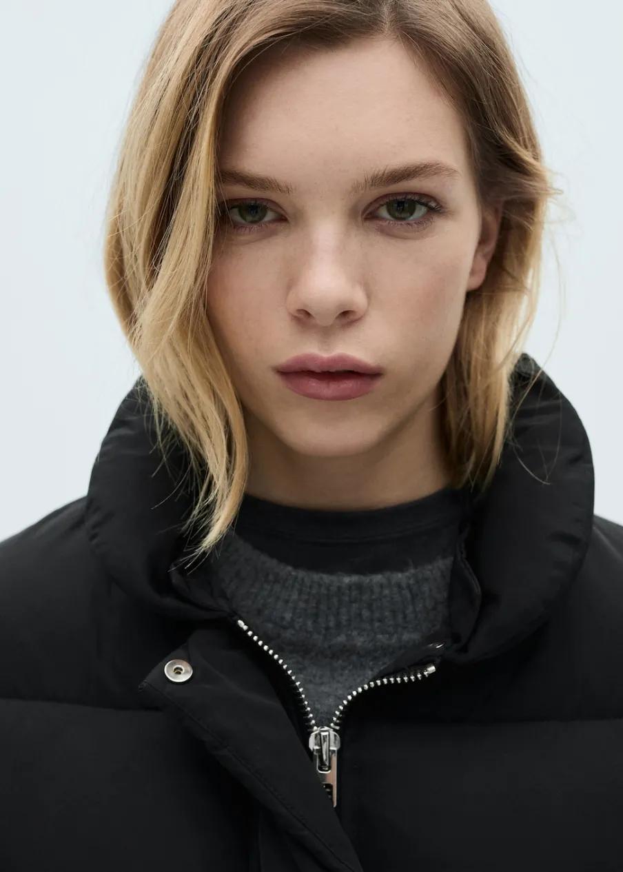 MANGO Płaszcze*Krótka kurtka puchowa z futrzanym kołnierzem