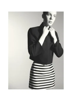 MANGO Kurtki*Krótka kurtka z kieszeniami