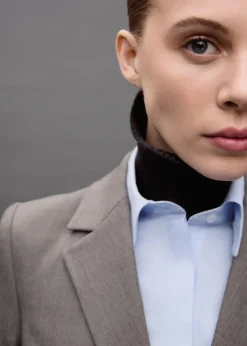 MANGO Marynarki*Krótka marynarka garniturowa