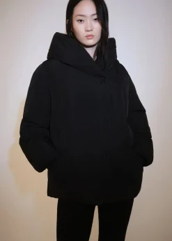 MANGO Płaszcze*Krótka pikowana kurtka puffer z kapturem