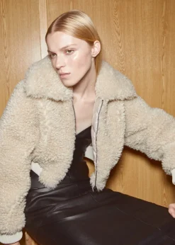 MANGO Kurtki*Kurtka bomber z imitacji futra