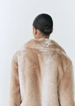 MANGO Płaszcze|Kurtki*Kurtka z imitacji futra z klapami