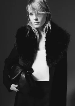 MANGO Płaszcze*Płaszcz wełniany z odpinanym kołnierzem futrzanym