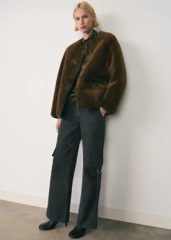 MANGO Płaszcze|Kurtki*Płaszcz z imitacji futra z aplikacjami