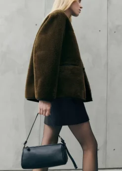 MANGO Płaszcze|Kurtki*Płaszcz z imitacji futra z aplikacjami