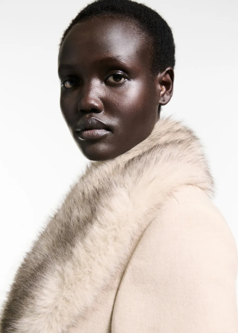 MANGO Płaszcze*Płaszcz z wełny manteco z odpinanym kołnierzem