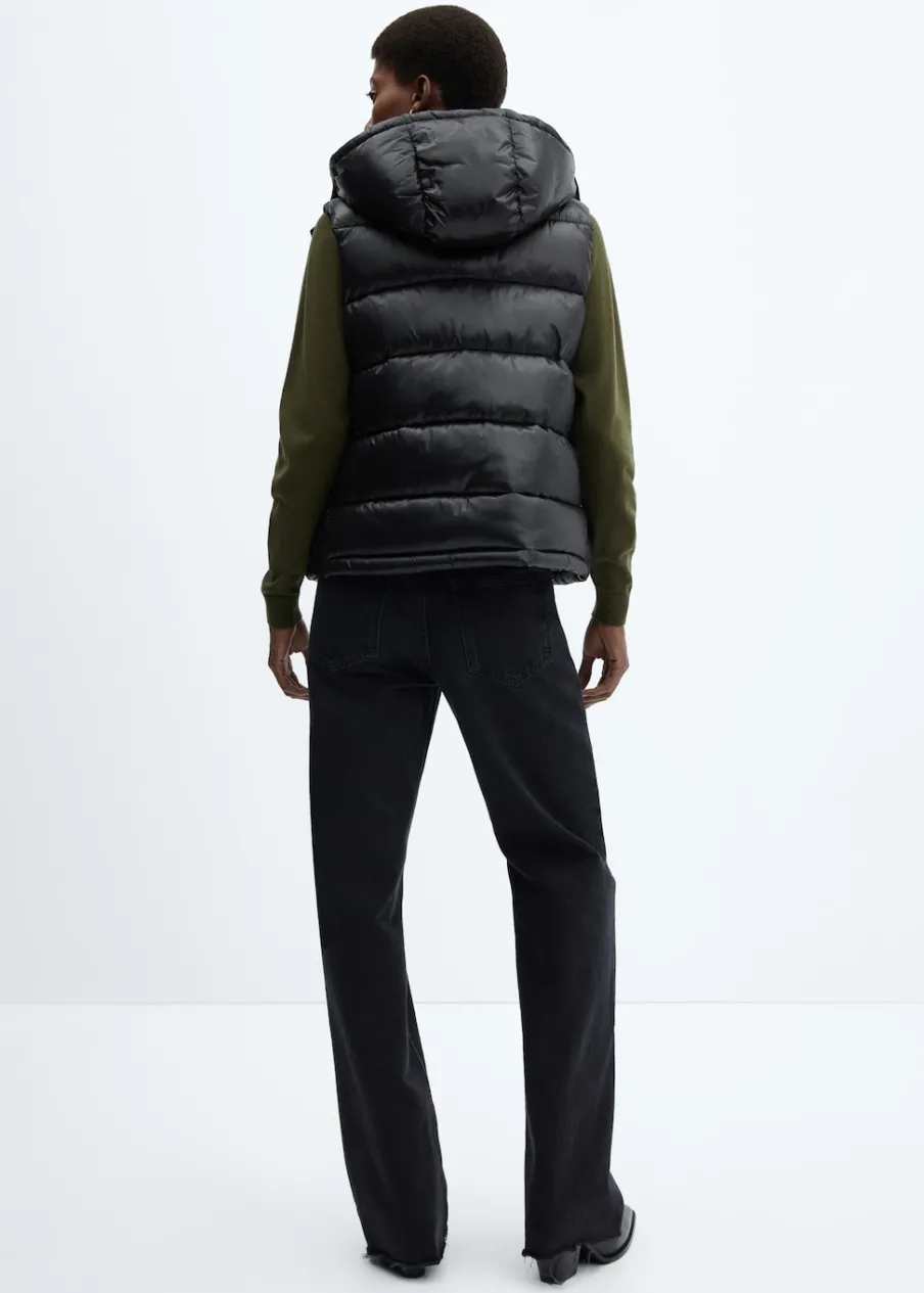 MANGO Kurtki|Kamizelki*Pikowana nieprzemakalna kamizelka z kapturem