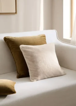 MANGO Poszewki Na Jaśki|Poszewki Na Jaśki*Poszewka na poduszkę dekoracyjną ze sztucznego futerka 45x45 cm