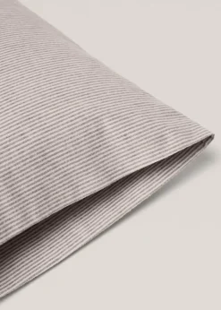 MANGO Poszewki Na Poduszki*Poszewka na poduszkę z bawełnianej flaneli w paski 45 x 110 cm