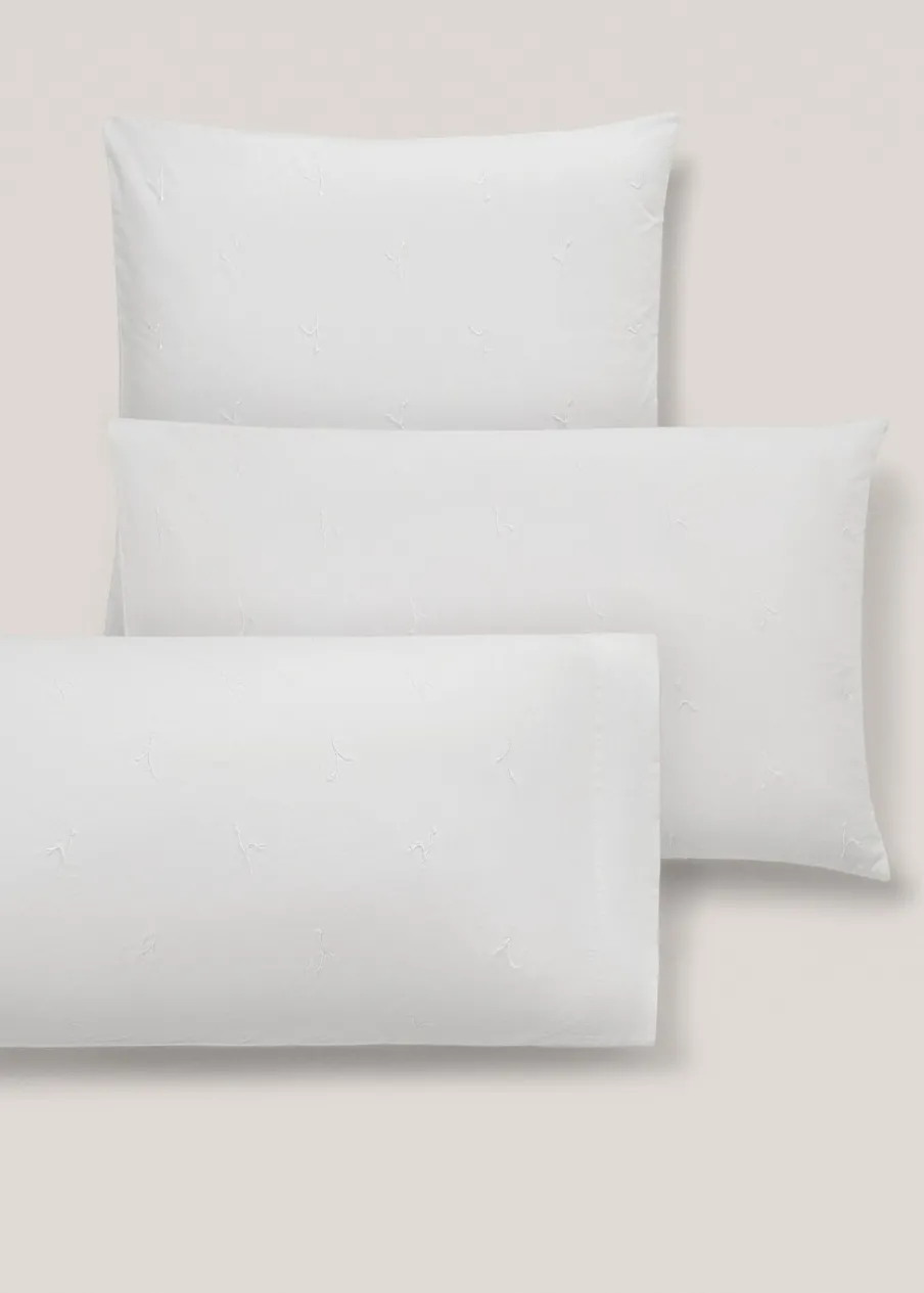 MANGO Poszewki Na Poduszki*Poszewka na poduszkę z bawełny z kwiatowym haftem 60 x 60 cm