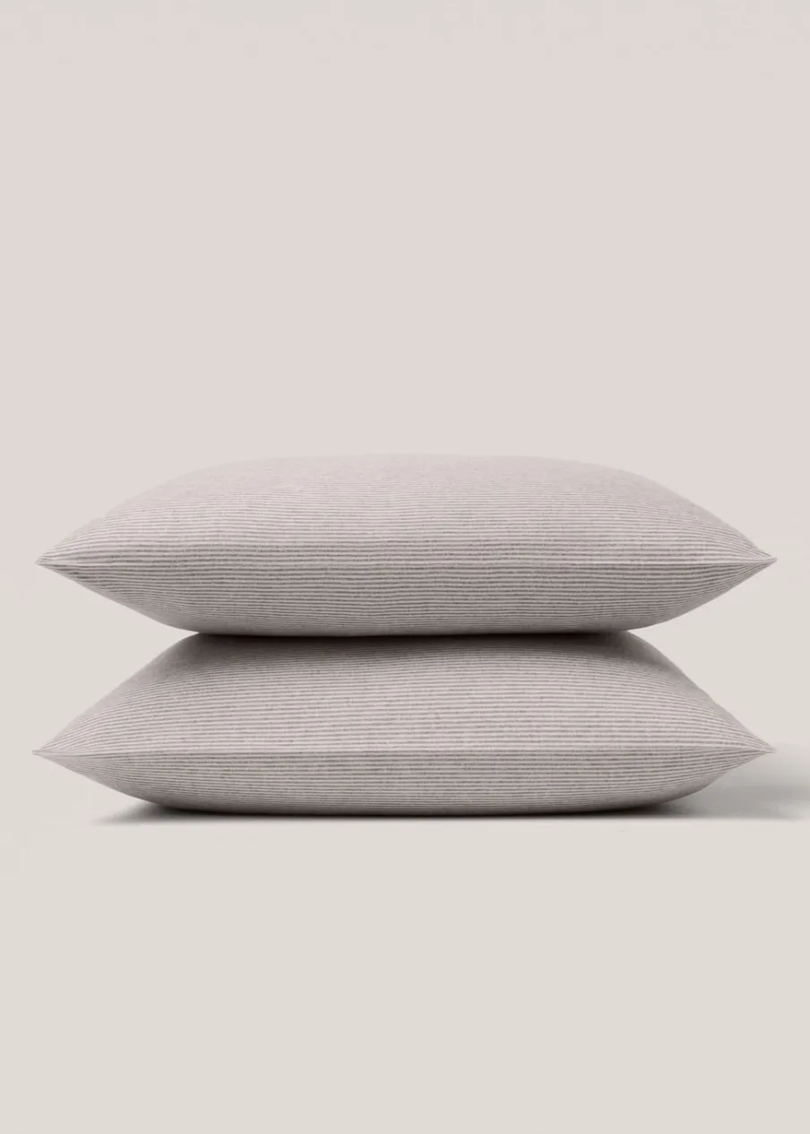 MANGO Poszewki Na Poduszki*Poszewka na poduszkę z bawełnianej flaneli w paski 60 x 60 cm