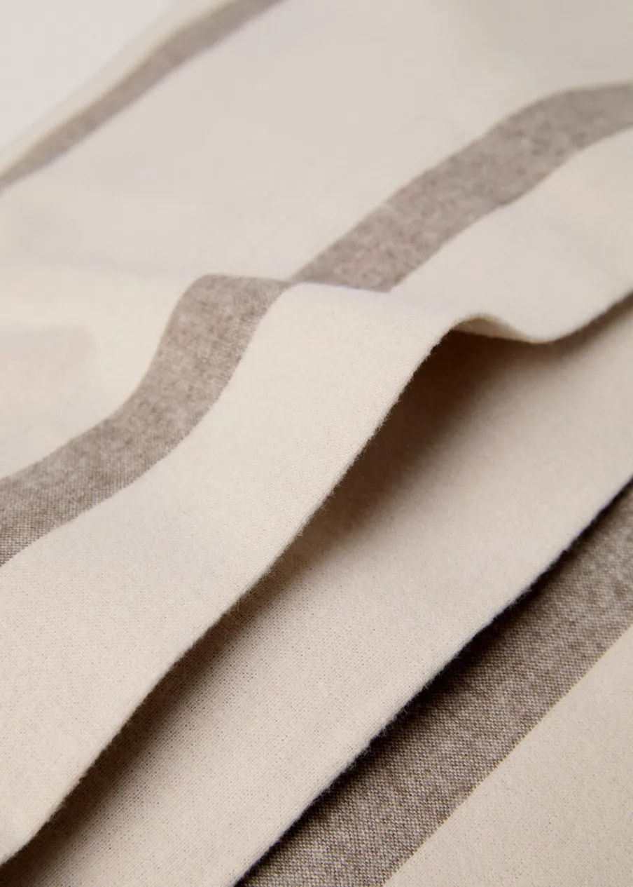 MANGO Poszewki Na Poduszki*Poszewka na poduszkę z flaneli z 100% bawełny w paski 45 x 110 cm