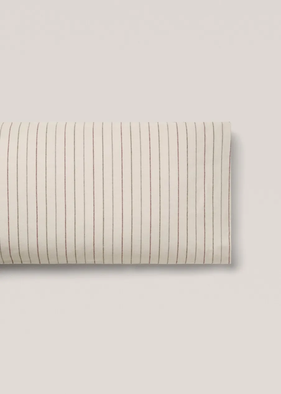 MANGO Poszewki Na Poduszki*Poszewka na poduszkę z flaneli w paski 45 x 110 cm