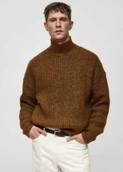 MANGO Kardigany I Swetry*Prążkowany sweter z dekoltem pod szyję