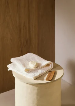 MANGO Ręczniki*Ręcznik do rąk o gofrowej fakturze 100% bawełna 50x90 cm