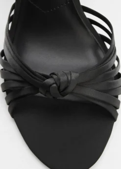 MANGO Buty*Sandały z paskami na obcasie