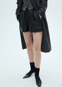 MANGO Krótkie Spodenki*Spodenki z imitacji skóry z elastycznym pasem