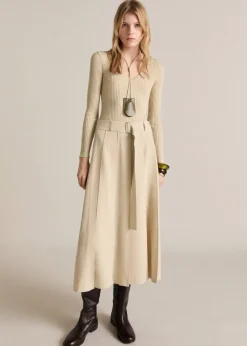 MANGO Sukienki I Kombinezony*Sukienka z łączonych materiałów o rozszerzanym kroju