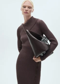 MANGO Sukienki I Kombinezony*Sukienka z prążkowanej dzianiny z wykładanym kołnierzem