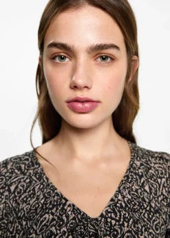 MANGO Sukienki I Kombinezony*Sukienka ze wzorem i marszczeniem