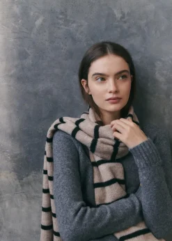 MANGO Więcej Akcesoriów*Szal z dzianiny w paski