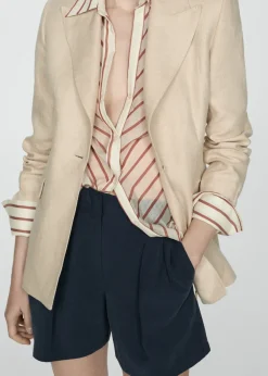 MANGO Krótkie Spodenki*Szorty ze średnim stanem i zaszewkami