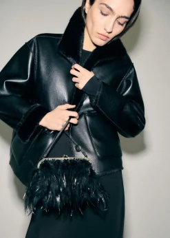 MANGO Torebki*Torebka z piórami i krótkim uchwytem