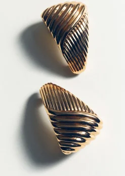 MANGO Biżuteria*Trójkątne kolczyki z rzeźbieniem